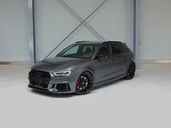 Grau Gebraucht 2018 Audi RS3 Ambiente Kleinwagen | 46.000 € (Fairer Preis)