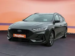 Magneticgrau (metallic) Gebraucht 2024 Ford Focus ST-Line Kombi | 23.260 € (Guter Preis)