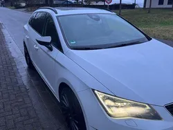 Weiß Gebraucht 2015 Seat Leon ST FR Kombi | 8.999 € (Guter Preis)