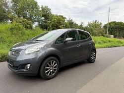 Grau Gebraucht 2011 Kia Venga Spirit Kleinwagen | 5.499 € (Guter Preis)