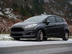 Grau Gebraucht 2016 Ford Fiesta Kleinwagen | 5.700 € (Fairer Preis)