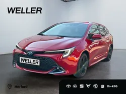 Rot Gebraucht 2025 Toyota Corolla Kombi | 32.890 € (Etwas zu teuer)