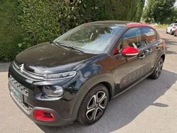 Dunkel schwarz metallic Gebraucht 2017 Citroën C3 PureTech Kleinwagen | 9.500 € (Fairer Preis)