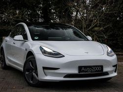 Weiß Gebraucht 2020 Tesla Model 3 Standard Range Plus Limousine | 17.990 € (Fairer Preis)