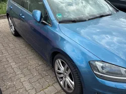 Blau Gebraucht 2012 VW Golf VII Highline Limousine | 10.500 € (Etwas zu teuer)