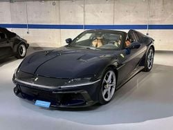 Blau Neu 2025 Ferrari 12 Cilindri Cabrio | 589.000 €