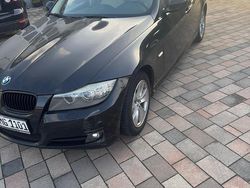 Schwarz Gebraucht 2010 BMW 320 Limousine | 3.900 € (Superpreis)