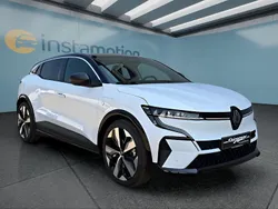 Weiß Gebraucht 2023 Renault Mégane Limousine | 33.249 € (Fairer Preis)