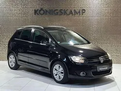 Schwarz Gebraucht 2013 VW Golf Plus Cross Life Van / Kleinbus | 7.490 € (Fairer Preis)