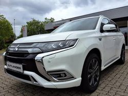 Andenweiß Gebraucht 2020 Mitsubishi Outlander P-HEV Plus SUV | 24.870 € (Fairer Preis)