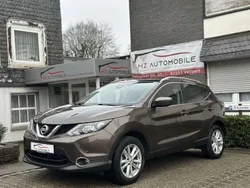 Bronze metallic Gebraucht 2016 Nissan Qashqai Acenta SUV | 13.990 € (Fairer Preis)