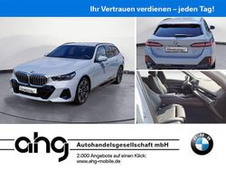 M brooklyn grau metallic Gebraucht 2024 BMW 540 M Sport Kombi | 64.450 €