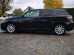 Schwarz Gebraucht 2013 Lexus CT200h Limousine | 11.500 € (Fairer Preis)