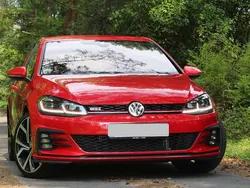 Rot Gebraucht 2018 VW Golf VII GTI Kleinwagen | 23.300 € (Fairer Preis)