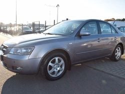 Grau Gebraucht 2007 Hyundai Sonata Limousine | 5.750 €