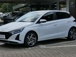 Weiß Gebraucht 2024 Hyundai i20 Prime Limousine | 20.890 € (Fairer Preis)
