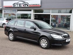 Schwarz Gebraucht 2012 Skoda Octavia Classic Kombi | 2.490 € (Superpreis)