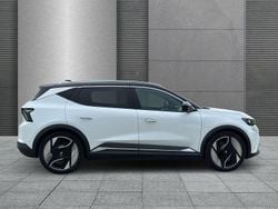 Metallic Gebraucht 2024 Renault Scénic Iconic Van / Kleinbus | 41.130 € (Superpreis)
