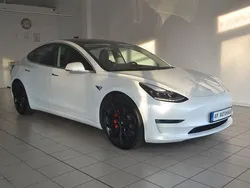 Weiß Gebraucht 2020 Tesla Model 3 Performance Limousine | 25.490 € (Guter Preis)