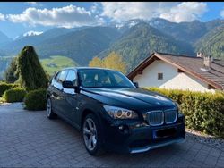 Schwarz Gebraucht 2011 BMW X1 SUV | 11.000 € (Etwas zu teuer)