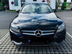 Schwarz Gebraucht 2017 Mercedes C250 Exclusive Kombi | 17.650 €