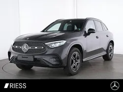 Grau Gebraucht 2024 Mercedes GLC300e AMG SUV | 61.890 € (Guter Preis)