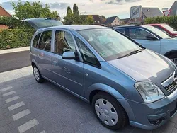 Grau Gebraucht 2006 Opel Meriva Cosmo Van / Kleinbus | 3.999 € (Fairer Preis)