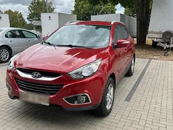 Rot Gebraucht 2010 Hyundai Tucson SUV | 4.200 € (Guter Preis)