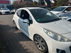 Weiß Gebraucht 2010 Peugeot 207 Sportium Kleinwagen | 3.200 € (Guter Preis)