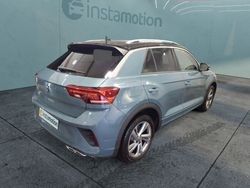 Blau Gebraucht 2024 VW T-Roc R-line SUV | 32.349 € (Fairer Preis)