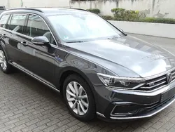 Grau Gebraucht 2022 VW Passat GTE Kombi | 25.900 € (Guter Preis)