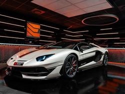 Weiß Gebraucht 2020 Lamborghini Aventador Cabrio | 750.000 €
