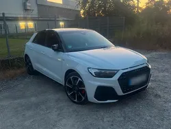 Weiß Gebraucht 2021 Audi A1 Sportback S-Line Kleinwagen | 25.999 €