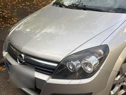 Silber Gebraucht 2006 Opel Astra Cosmo Kombi | 2.000 € (Fairer Preis)