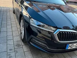 Schwarz Gebraucht 2020 Skoda Octavia Kombi | 20.300 € (Fairer Preis)
