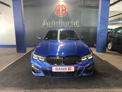 Blau Gebraucht 2021 BMW 320 M Sport Kombi | 30.499 € (Guter Preis)