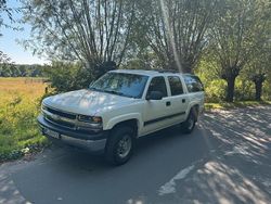 Weiß Gebraucht 2002 Chevrolet Suburban SUV | 16.390 €