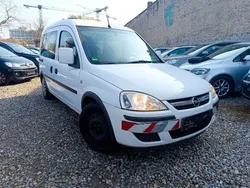Weiß Gebraucht 2008 Opel Combo Edition Van / Kleinbus | 1.950 € (Superpreis)