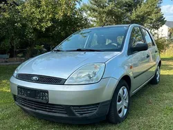Silber Gebraucht 2002 Ford Fiesta Kleinwagen | 1.999 € (Teuer)