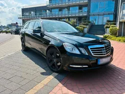 Schwarz Gebraucht 2012 Mercedes 220 Kombi | 5.900 €