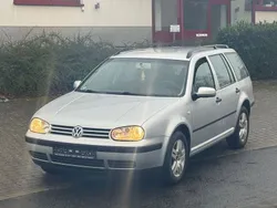 Silber Gebraucht 2002 VW Golf IV Comfortline Kombi | 2.500 € (Etwas zu teuer)