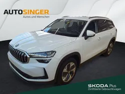 Moonweiss metallic Gebraucht 2025 Skoda Kodiaq Selection SUV | 44.290 € (Superpreis)