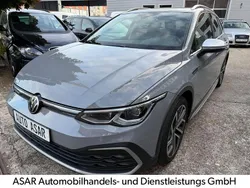 Mondsteingrau Gebraucht 2022 VW Golf Alltrack Kombi | 21.980 € (Fairer Preis)