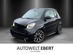 Black / black Gebraucht 2023 Smart ForTwo Electric Drive Brabus Cabrio | 37.880 €