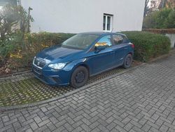Blau Gebraucht 2017 Seat Ibiza Style Kleinwagen | 8.499 € (Fairer Preis)
