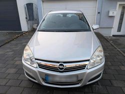 Silber Gebraucht 2007 Opel Astra Kleinwagen | 1.600 € (Guter Preis)