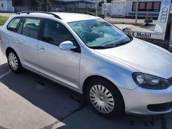 Silber Gebraucht 2009 VW Golf VI Comfortline Kleinwagen | 4.600 € (Fairer Preis)