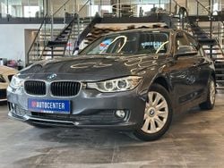 Grau Gebraucht 2014 BMW 318 Comfort Edition Limousine | 10.499 € (Guter Preis)