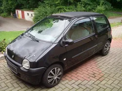 Schwarz Gebraucht 2005 Renault Twingo Kleinwagen | 2.400 €