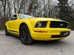 Gelb Gebraucht 2006 Ford Mustang | 11.900 € (Fairer Preis)